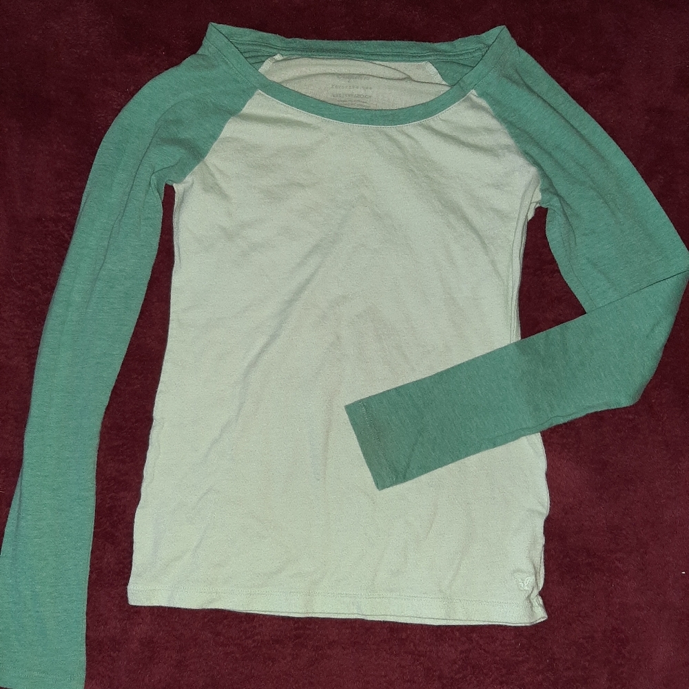 American Eagle long sleeve  shirt